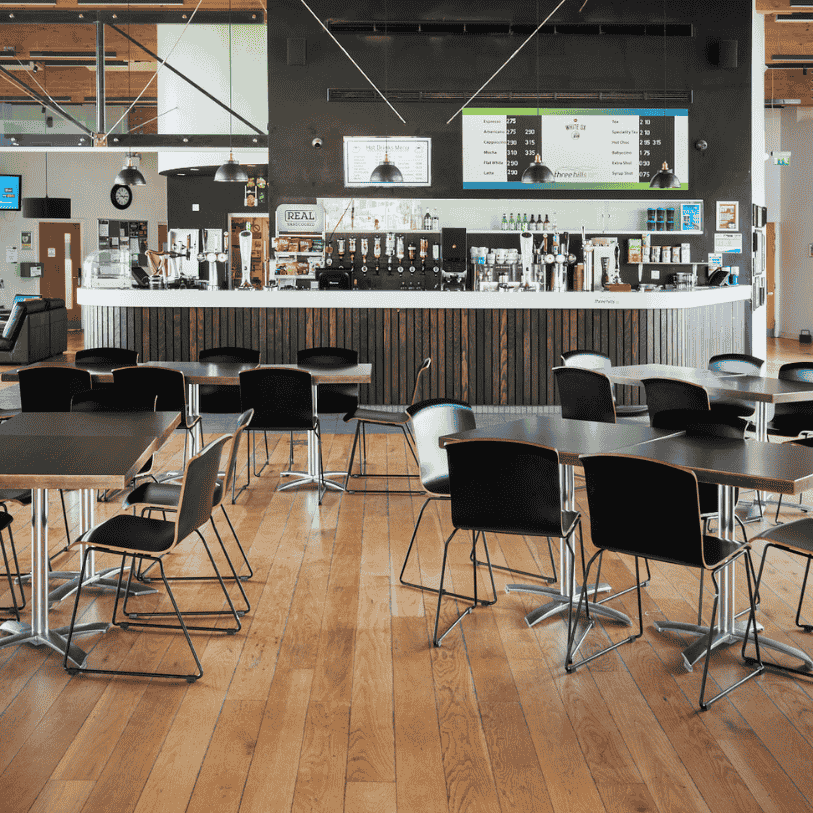 Three Hills - Sports bar